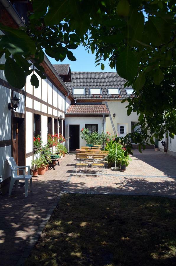 Wörlitz Pension Am Park מראה חיצוני תמונה